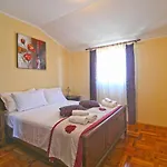 Family Friendly House With A Swimming Pool Sisan, Medulin - 20775