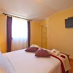 Family Friendly House With A Swimming Pool Sisan, Medulin - 20775