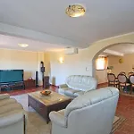 펜션 Family Friendly House With A Swimming Pool Sisan, Medulin - 20775 Ližnjan