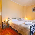 펜션 Family Friendly House With A Swimming Pool Sisan, Medulin - 20775