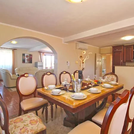 House With A Swimming Pool Sisan, Medulin - 20775 Holiday home