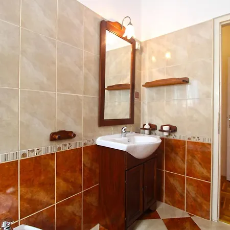 Vikendica Family Friendly House With A Swimming Pool Sisan, Medulin - 20775 *